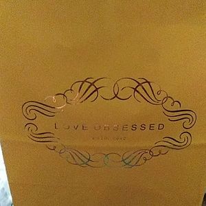 Beautiful blouse top whatever you want to call it